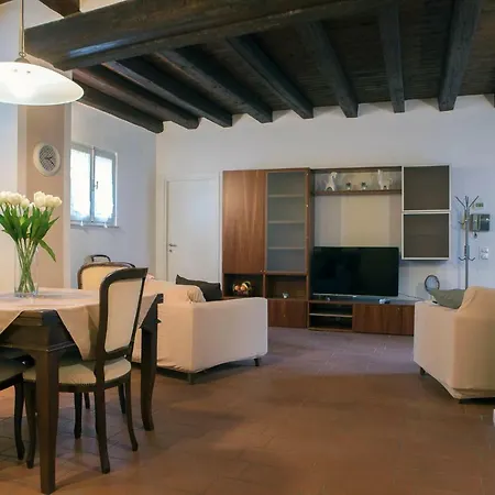 7 Via Paradiso Appartement