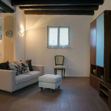 7 Via Paradiso Apartment *